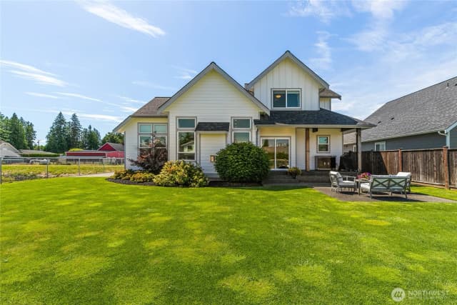 Property photo for 814 Rye Ct., Lynden photo 2