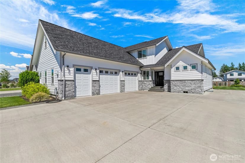 Property photo for 814 Rye Ct., Lynden