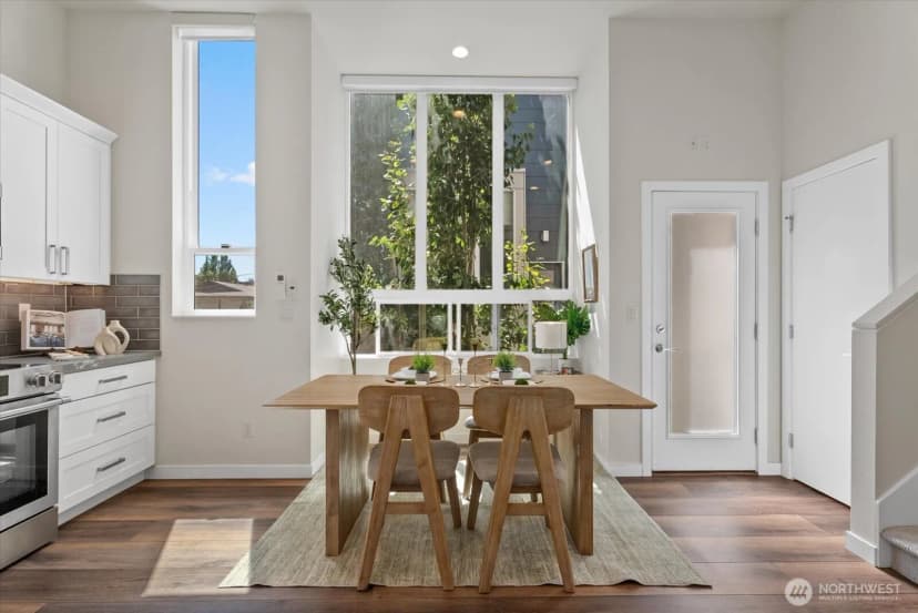 Property photo for 513 S Sullivan Street, Seattle photo 13