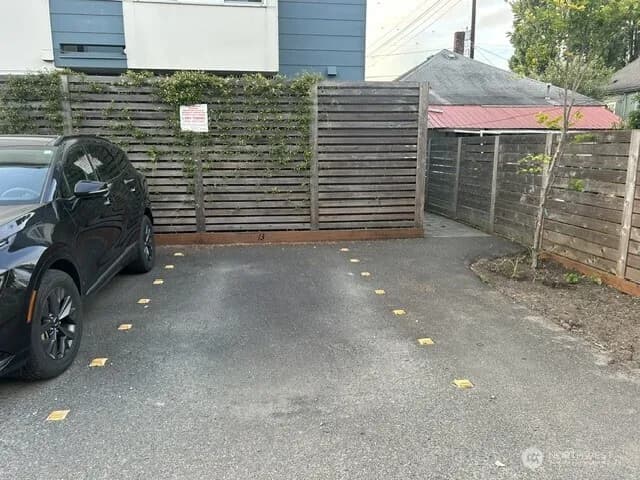 Property photo for 513 S Sullivan Street, Seattle photo 24