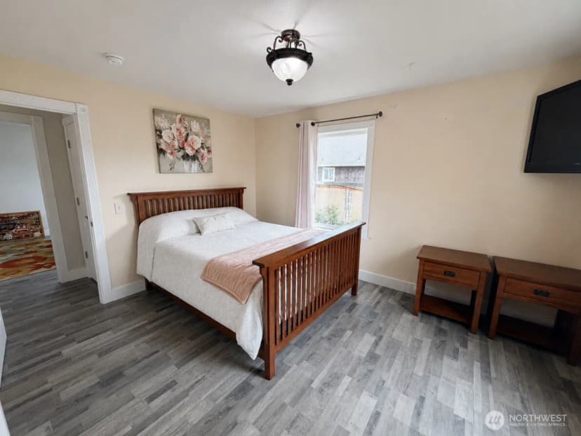 Property photo for 105 22nd Street Ne, Long Beach photo 15