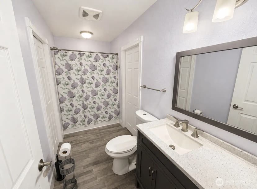 Property photo for 105 22nd Street Ne, Long Beach photo 10