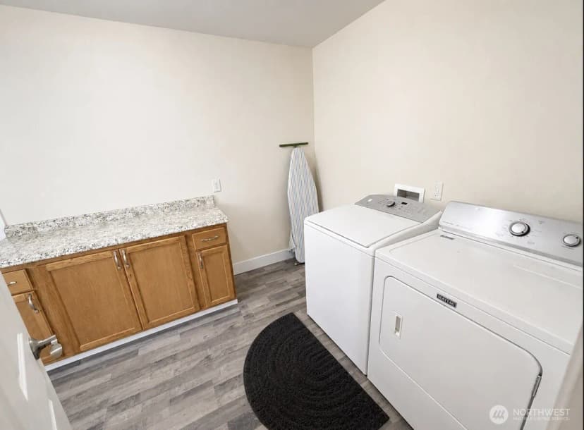 Property photo for 105 22nd Street Ne, Long Beach photo 23