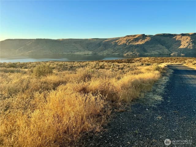 Property photo for 4199 Spring Canyon, Grand Coulee photo 4