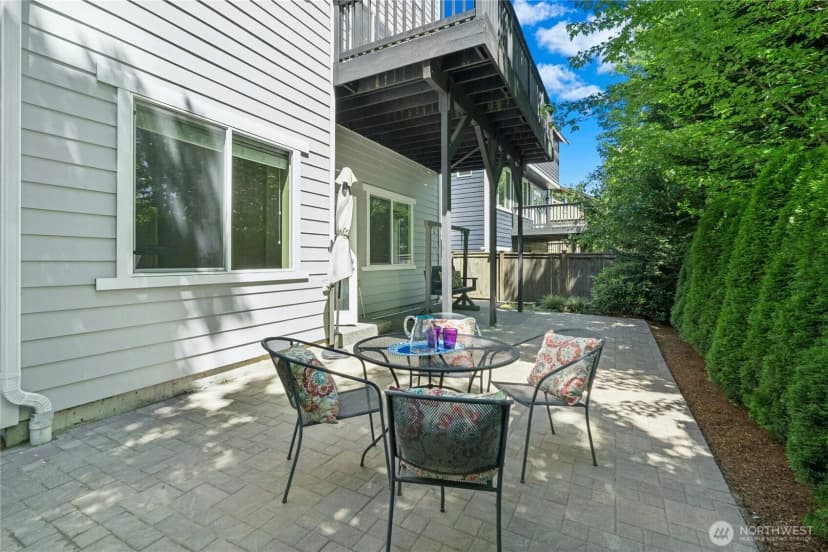 Property photo for 5080 163rd Place Se, Bellevue photo 32