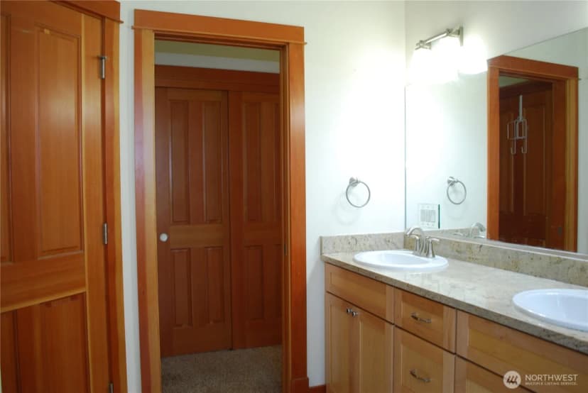 Property photo for 11310 Harris Rd Se, Yelm photo 10