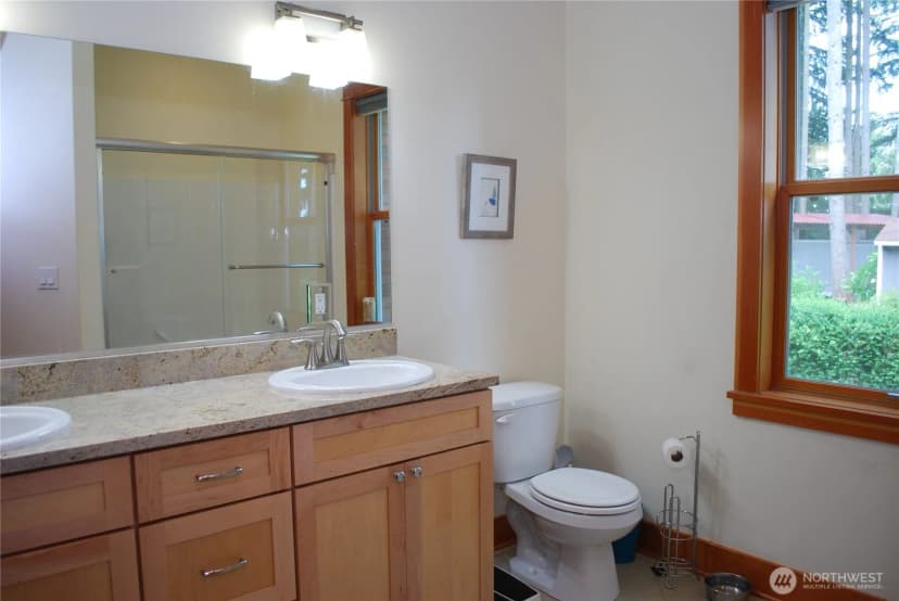 Property photo for 11310 Harris Rd Se, Yelm photo 9