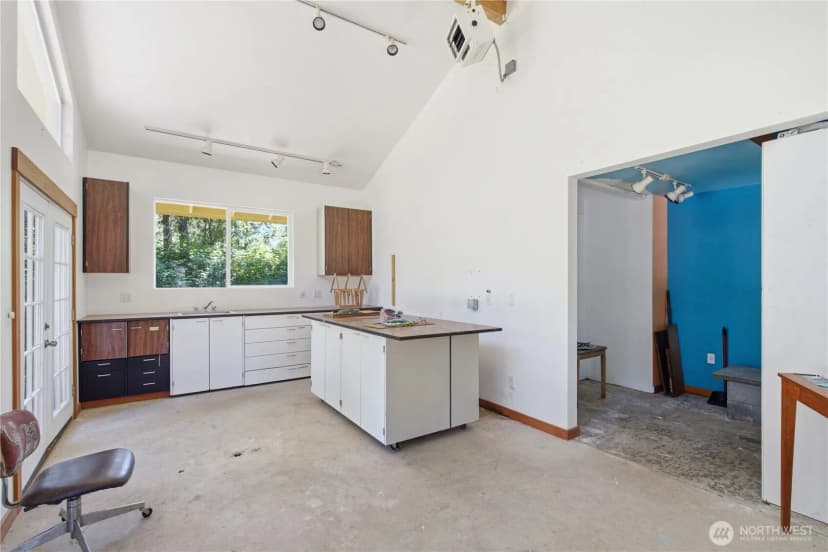 Property photo for 3050 Se Mullenix Road, Port Orchard photo 36