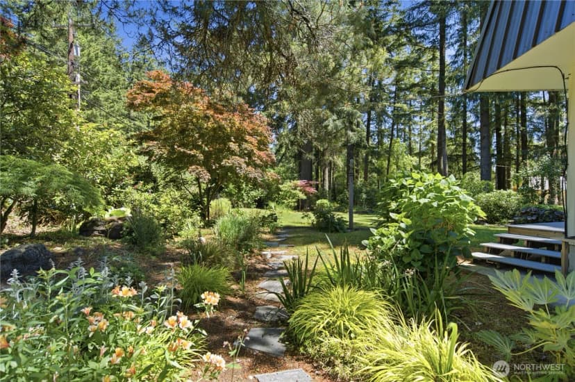Property photo for 3050 Se Mullenix Road, Port Orchard photo 32
