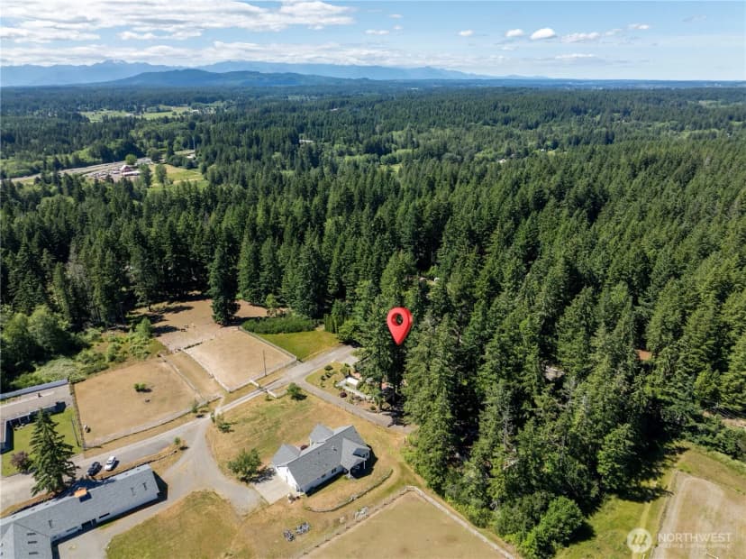 Property photo for 3050 Se Mullenix Road, Port Orchard photo 38