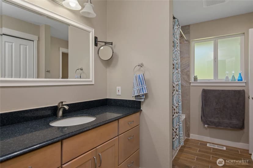 Property photo for 14844 437th Place Se, North Bend photo 19