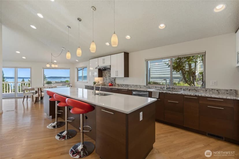Property photo for 70 Hewitt Drive Steilacoom, Steilacoom photo 17