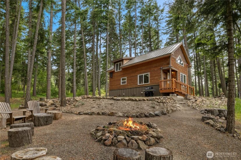 Property photo for 990 Fawn Road, Cle Elum photo 2