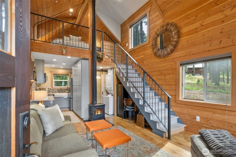 Property photo for 990 Fawn Road, Cle Elum photo 3