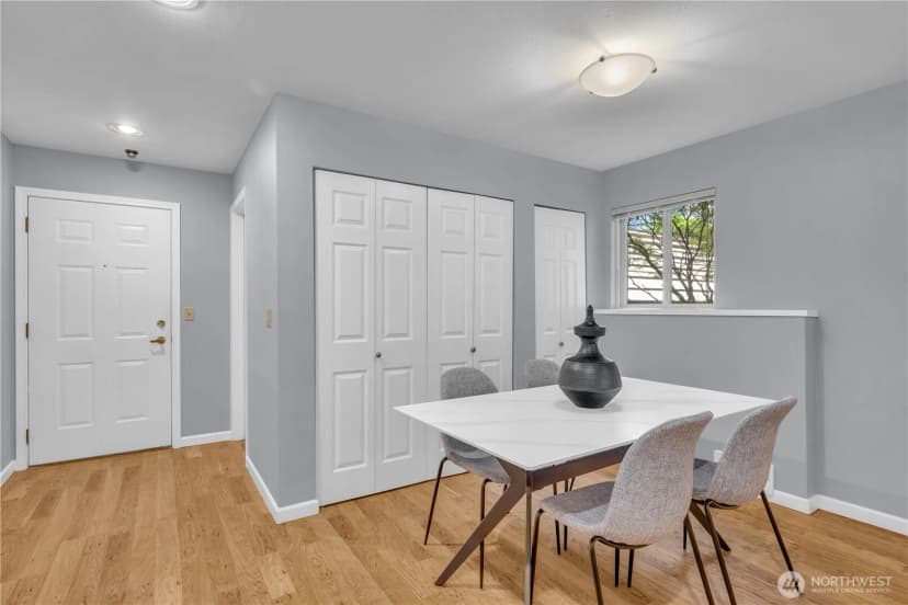Property photo for 605 5th Street #b102, Kirkland photo 2