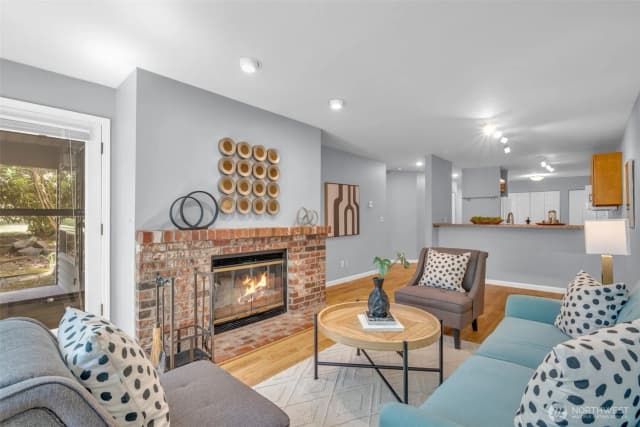 Property photo for 605 5th Street #b102, Kirkland photo 3