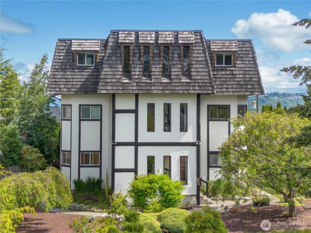 Property photo for 809 N G Street #201, Tacoma photo 2