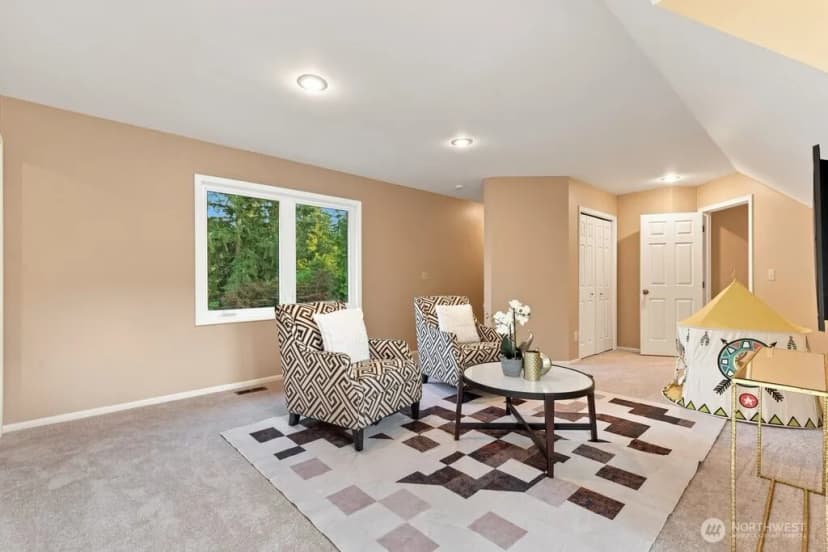 Property photo for 25827 Ne 9th Street, Sammamish photo 11