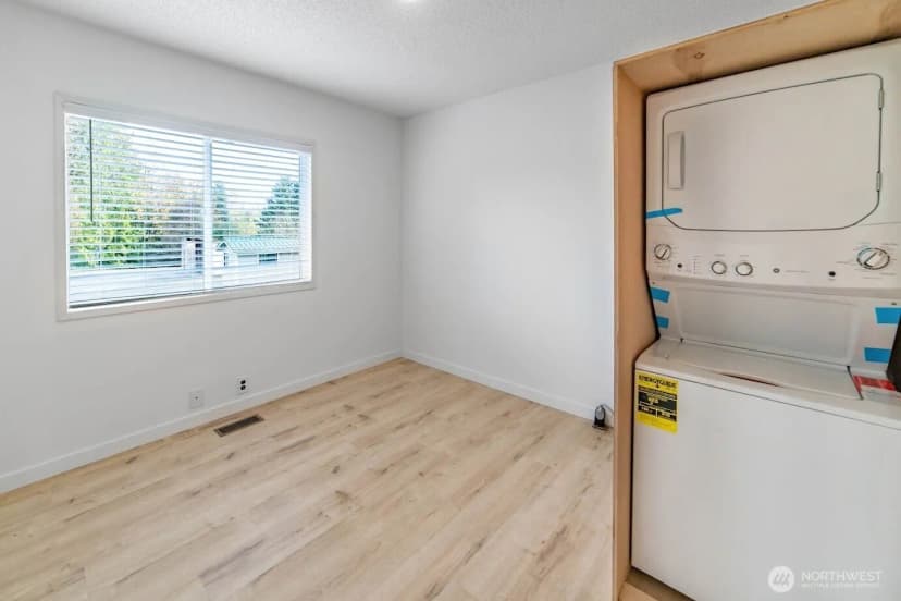 Property photo for 12836 160th Avenue Se, Renton photo 12