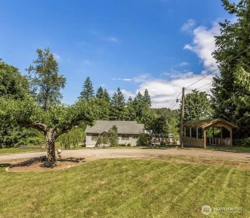 Property photo for 12836 160th Avenue Se, Renton photo 19