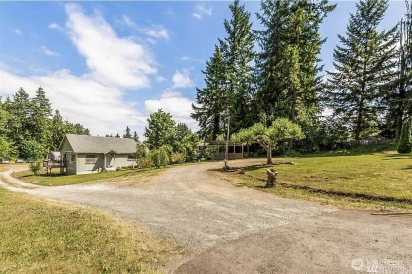 Property photo for 12836 160th Avenue Se, Renton photo 18