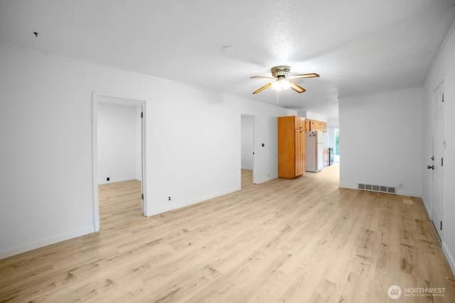 Property photo for 12836 160th Avenue Se, Renton photo 5