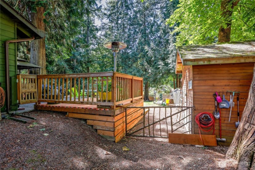 Property photo for 8210 University Point Circle Ne, Bremerton photo 33