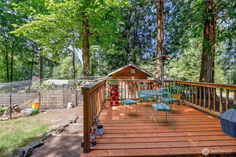 Property photo for 8210 University Point Circle Ne, Bremerton photo 15