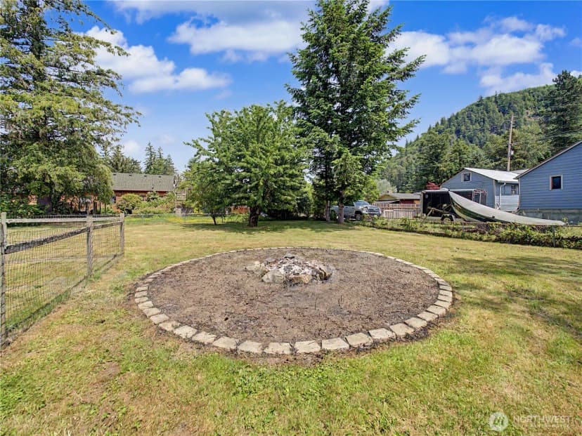 Property photo for 35314 312th Way Se, Enumclaw photo 17