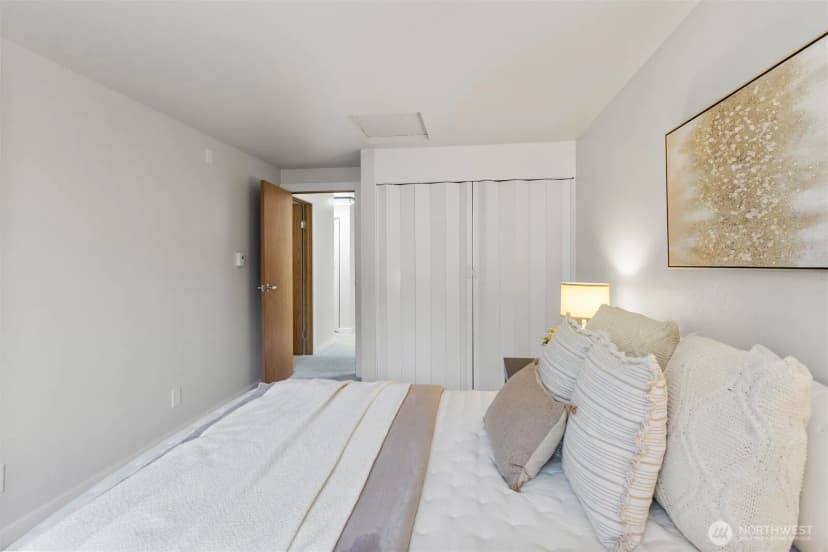 Property photo for 710 N 160th Street #b307, Shoreline photo 21