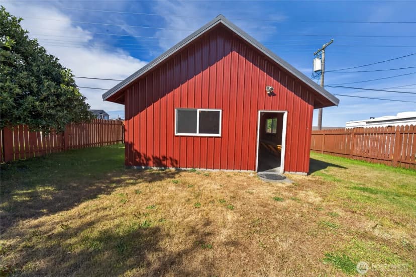 Property photo for 1039 W Sixth Street, Port Angeles photo 22