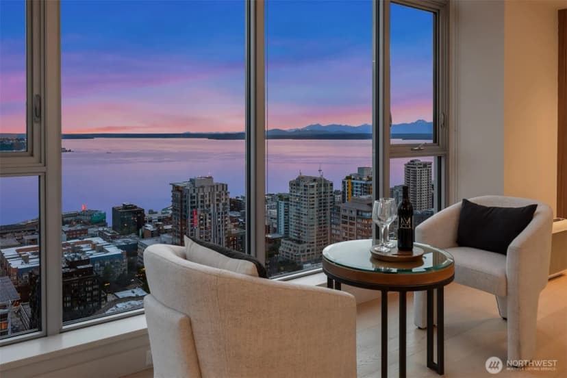 Property photo for 583 Battery Street #3704n, Seattle photo 10