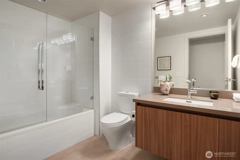 Property photo for 583 Battery Street #3704n, Seattle photo 27