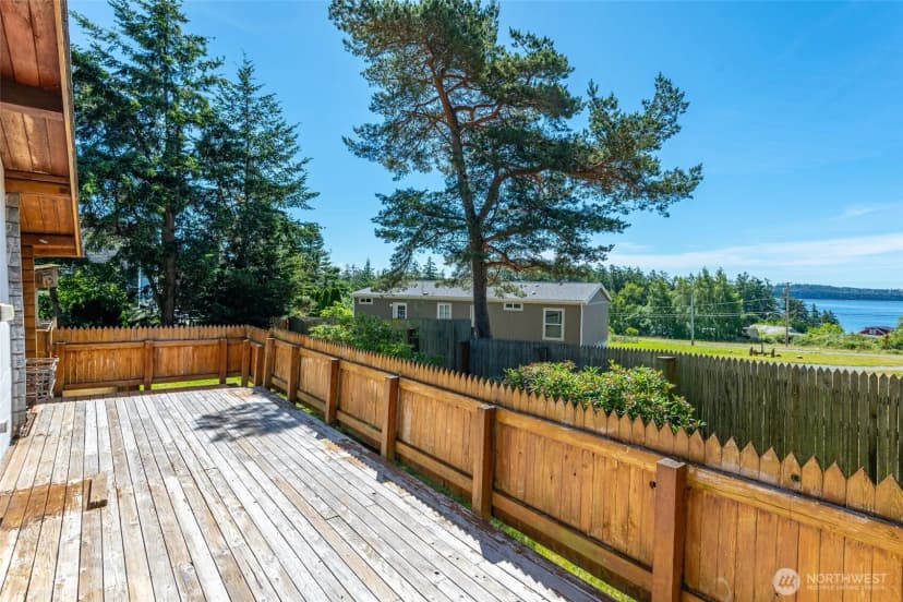 Property photo for 1731 Stephen Street, Oak Harbor photo 6