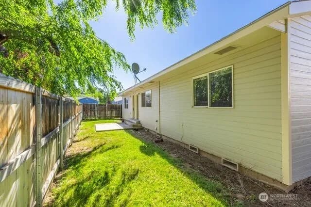 Property photo for 111 E Queen Place, Ellensburg photo 5