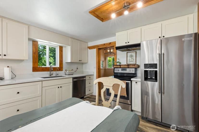 Property photo for 22122 Se 51st Place, Issaquah photo 16