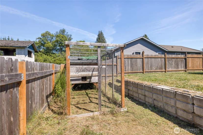 Property photo for 2367 E 7th Avenue, Port Angeles photo 25