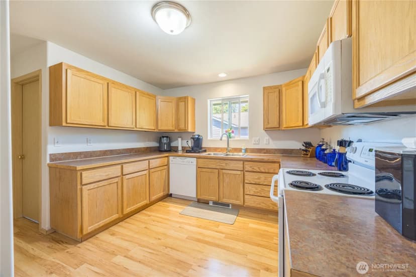 Property photo for 2367 E 7th Avenue, Port Angeles photo 10