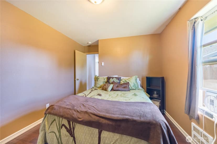 Property photo for 2367 E 7th Avenue, Port Angeles photo 17