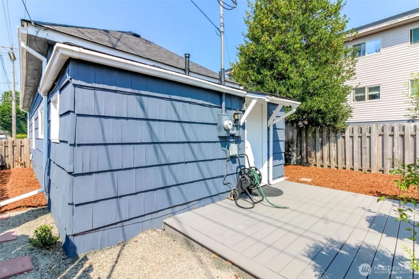 Property photo for 611 N Junett Street N, Tacoma photo 17