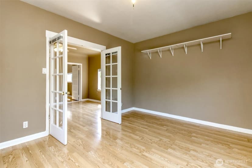 Property photo for 611 N Junett Street N, Tacoma photo 26