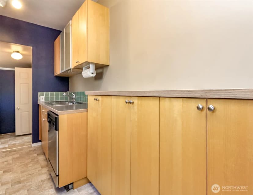 Property photo for 611 N Junett Street N, Tacoma photo 33