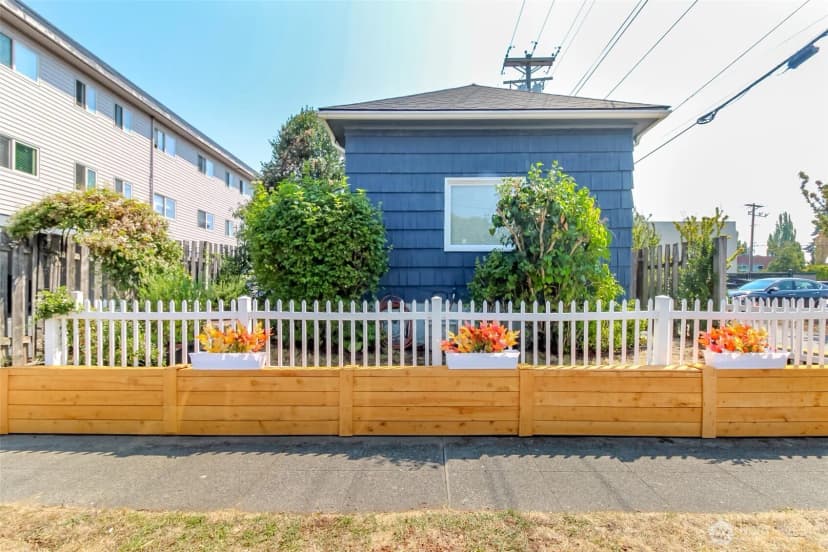 Property photo for 611 N Junett Street N, Tacoma photo 14