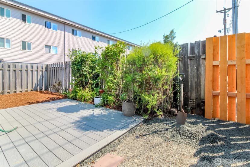 Property photo for 611 N Junett Street N, Tacoma photo 10