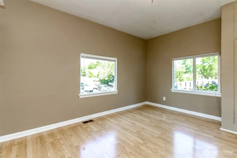 Property photo for 611 N Junett Street N, Tacoma photo 29