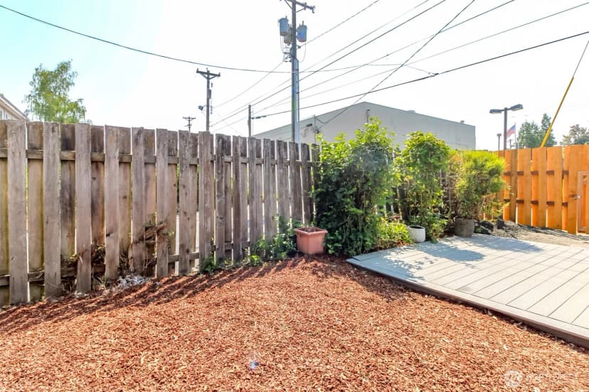 Property photo for 611 N Junett Street N, Tacoma photo 18