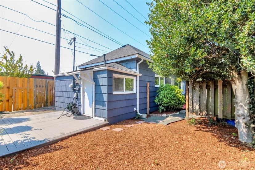 Property photo for 611 N Junett Street N, Tacoma photo 19