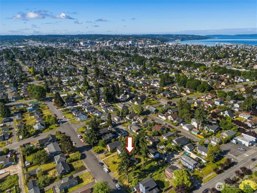 Property photo for 1608 Cedar Street, Everett photo 34