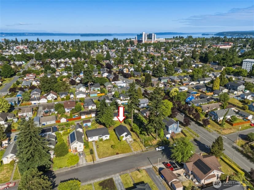 Property photo for 1608 Cedar Street, Everett photo 32