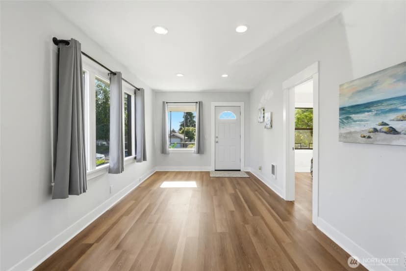 Property photo for 1608 Cedar Street, Everett photo 5
